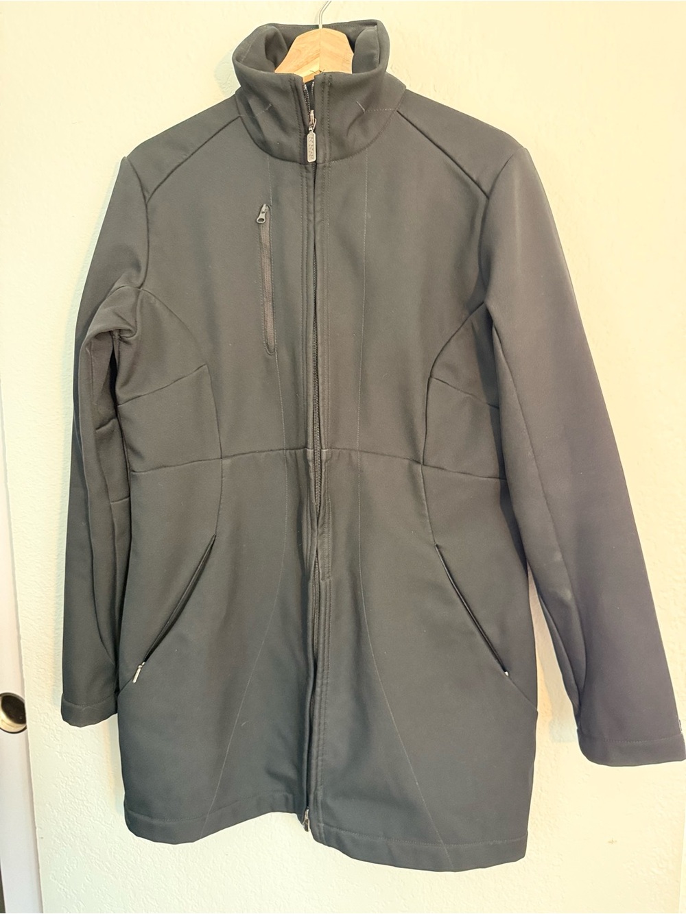 Columbia Black Women's Softshell Coat